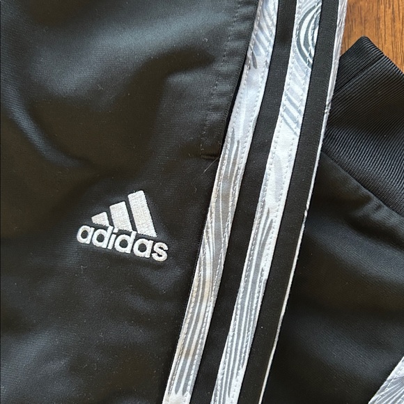 Boys, Adidas athletic pants black with white stripes size 10/12 M - Picture 2 of 6